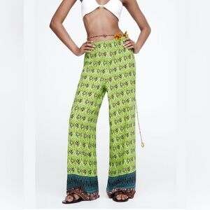 Zara Women's Wide Leg Pull On Pants Size M Floral Green Boho Soft Knit Comfy NWT